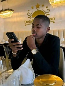 Zemmabi DLixo - Rip Kizombeiro  (feat. CP) Zemmabi DLixo - Rip Kizombeiro  (feat. CP)