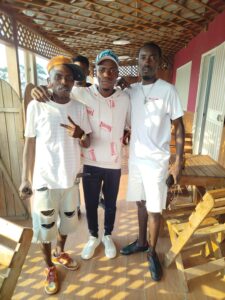 A U D Feat. Os Dono Da Kamabatela - Delinquência Zero (Prod. Dj Joipy De Jota)